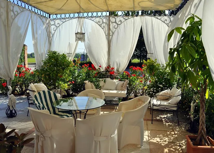 La Corte Otel